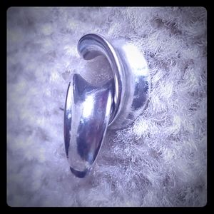 Half m🌙on earrings